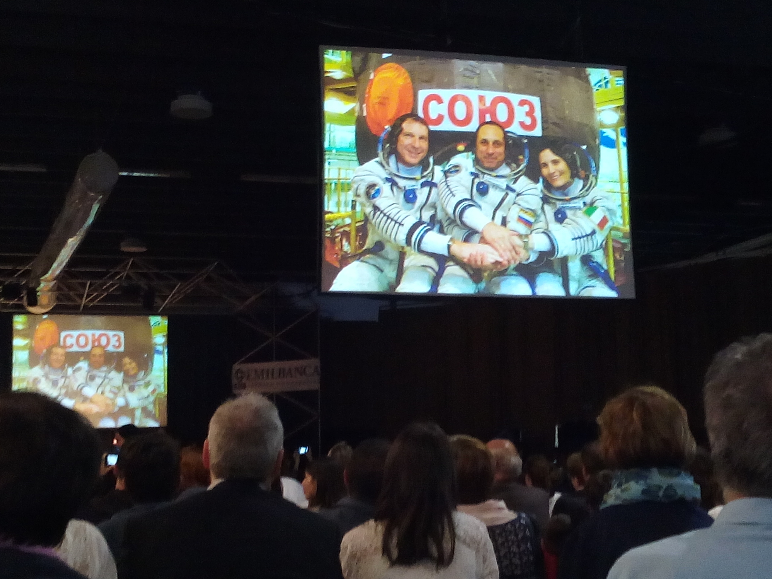 AstroSamantha8